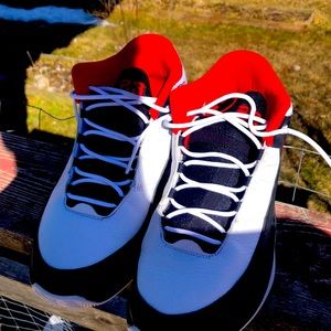 Air Jordan 23’’ US size 10.5 color white and red